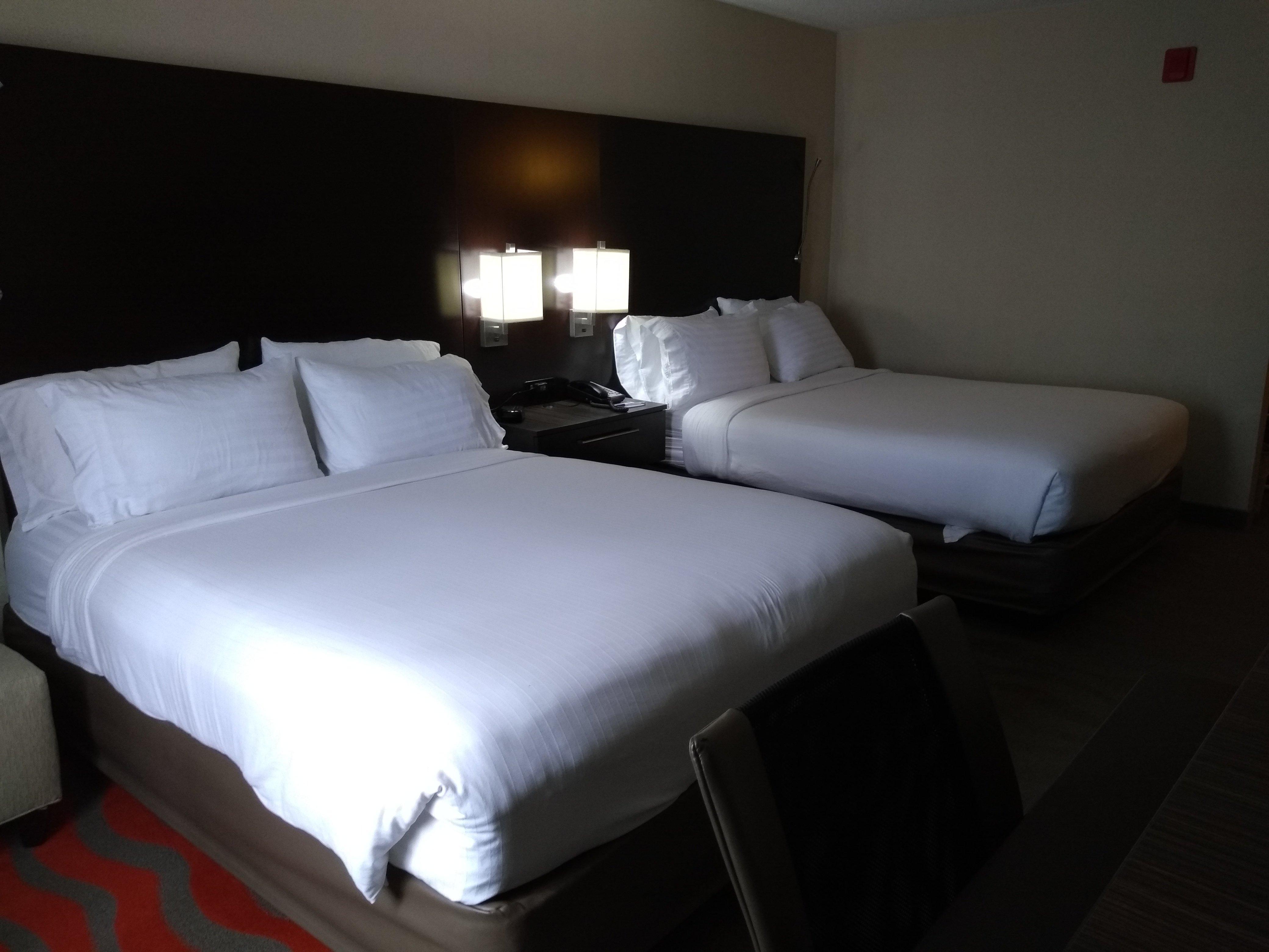 Holiday Inn Express Hotel & Suites Waterford By Ihg Exterior photo